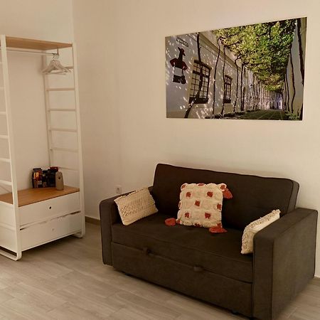 Apartamentos Turisticos A.Parra Херес де ла Фронтера Екстериор снимка